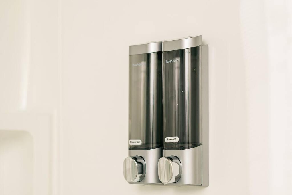 Comfortable And Walkable - Off-street Parking Apartamento *